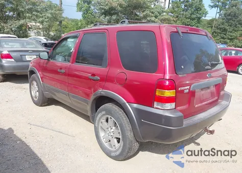 2003 Ford Escape Xlt z USA, uszkodzony, nr VIN 1FMCU93153KA02888